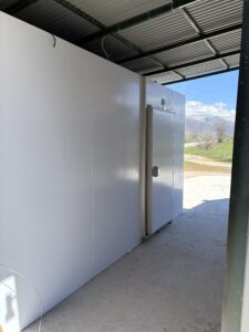 Εργαστηριο εξω